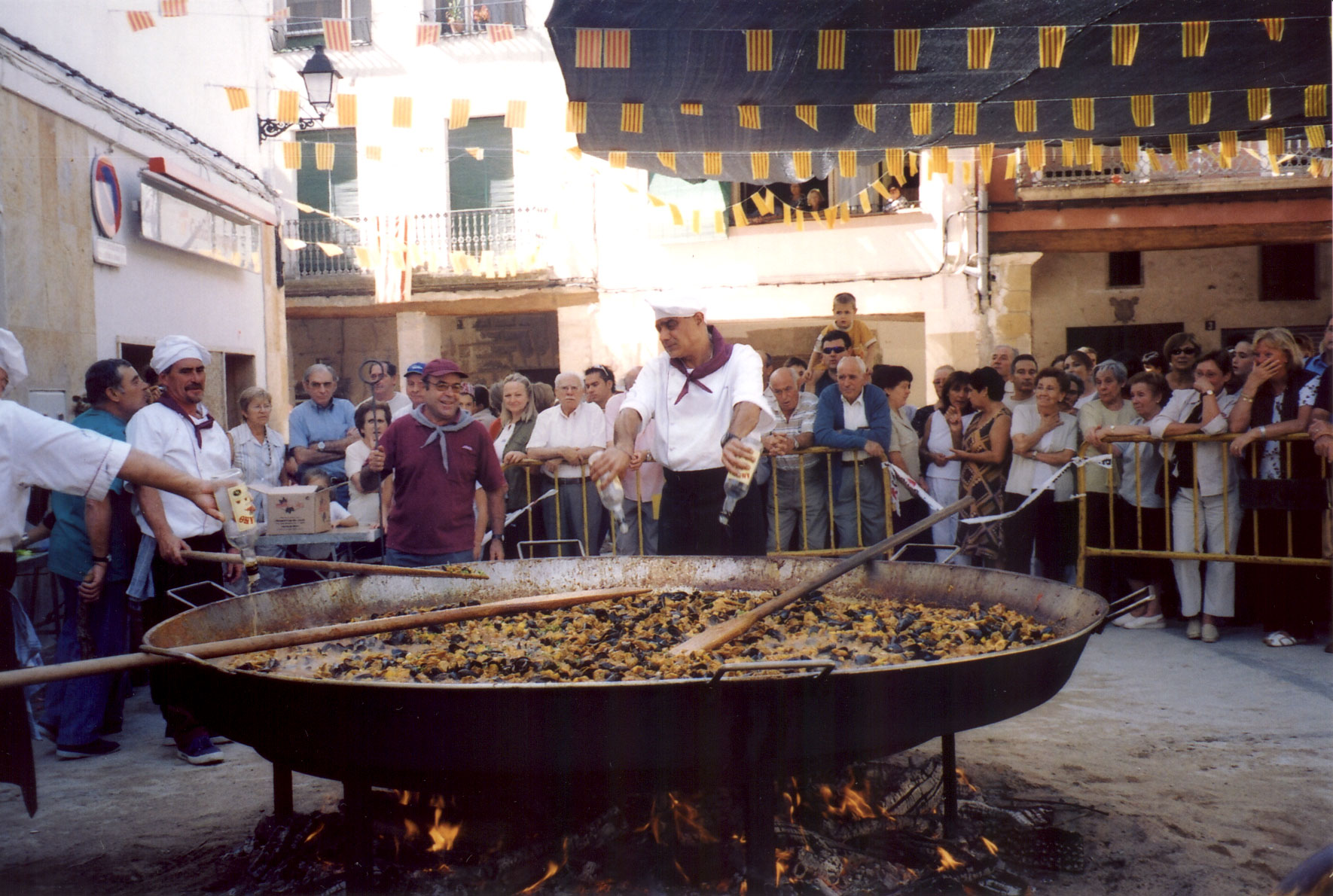 Paellapfanne in Cornudella de Montsant